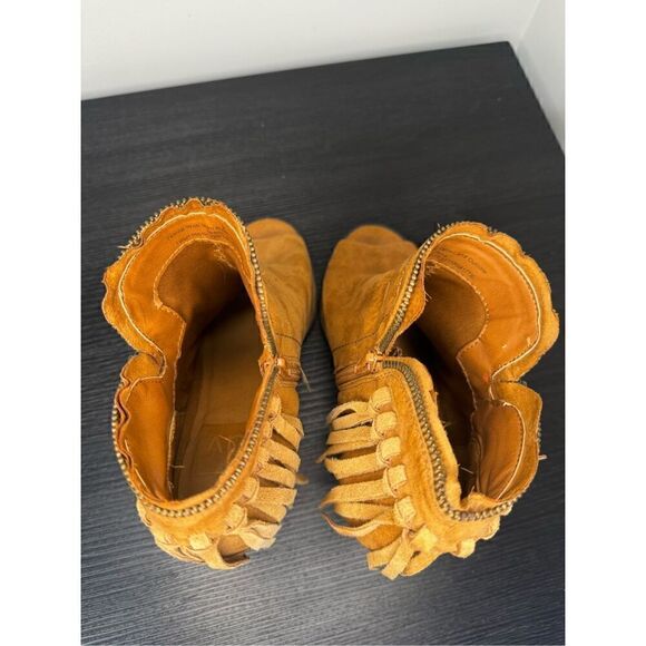 Dolce Vita Promise Fringe Ankle Heel Booties Shoes Sz 9 Cognac Brown Suede - Picture 7 of 7